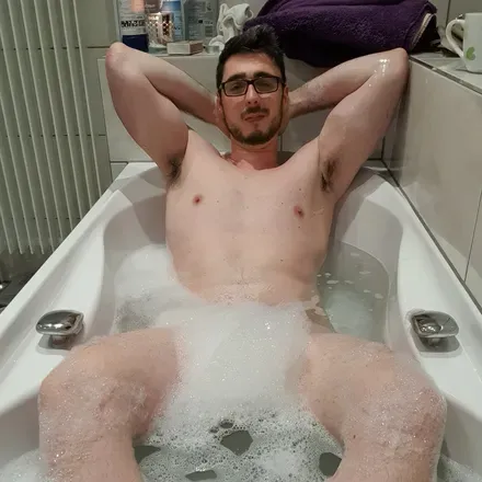 OnlyFans account  itsrobwilde avatar 1