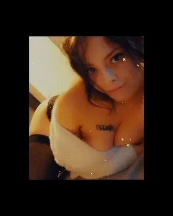 OnlyFans cuenta conniewillibaby header 2