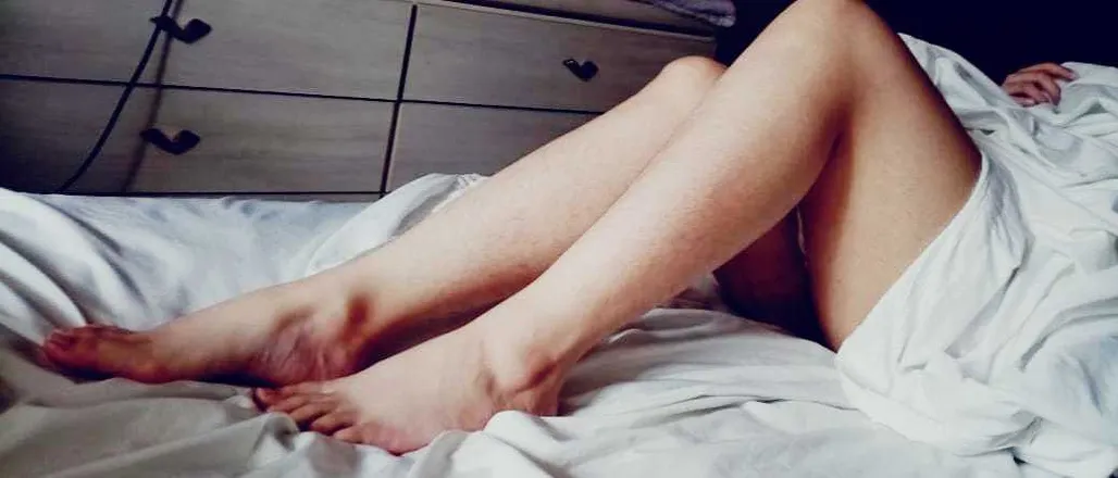 OnlyFans cuenta feetboo22 header 2