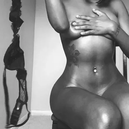 OnlyFans cuenta stargirlmalia header 2
