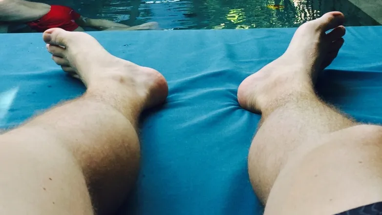 OnlyFans cuenta dmanfeet header 2