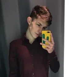OnlyFans cuenta physcicduckfac3 avatar 1