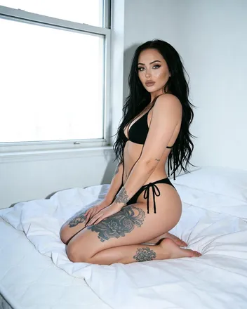 OnlyFans of deavanclegg