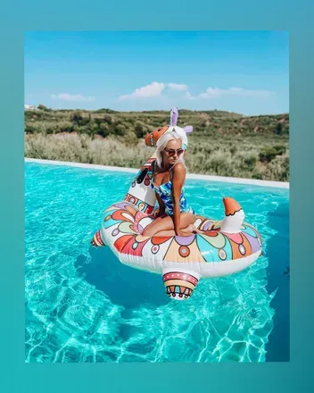OnlyFans cuenta itscarms header 2