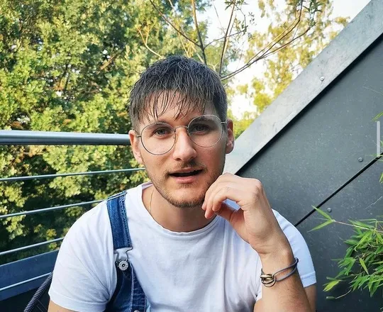 OnlyFans cuenta lucavanberger header 2