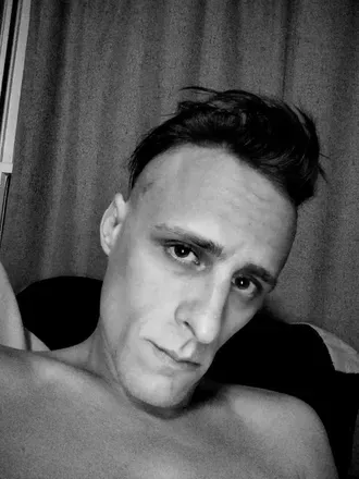 OnlyFans cuenta pleasureswitcharv header 2