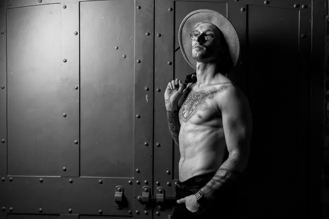 OnlyFans cuenta chrisslucas header 2