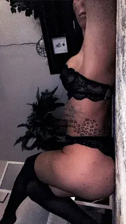 OnlyFans cuenta urfavashmo37 avatar 1