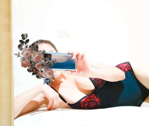 OnlyFans cuenta mishonolulu header 2