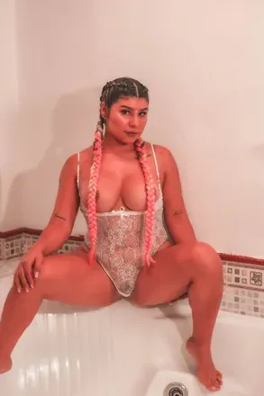 OnlyFans cuenta luzana_33 avatar 1