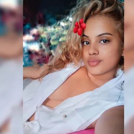 OnlyFans account  coqueta_0428 header 2
