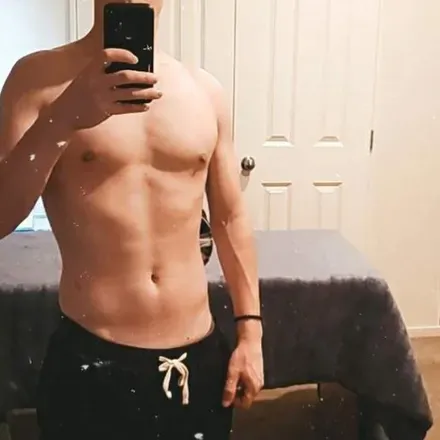 OnlyFans cuenta backyardboyfriend avatar 1