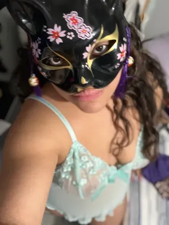 OnlyFans account  kittyviolet45 avatar 1