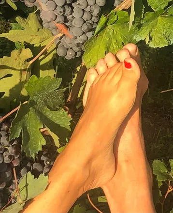 OnlyFans cuenta feet.partner header 2