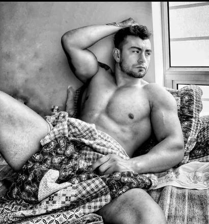 OnlyFans cuenta peralta.fit01 header 2