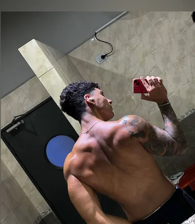 OnlyFans account  liam.storm header 2