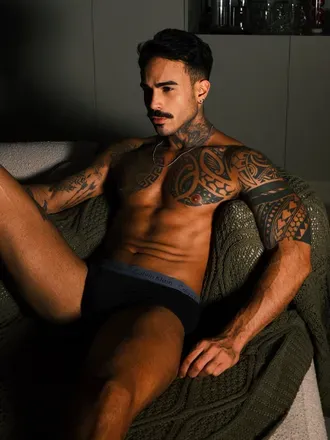 OnlyFans of azaelrogen
