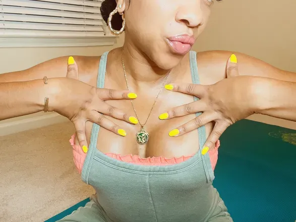 OnlyFans cuenta pretty4tootsies header 2