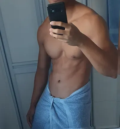 OnlyFans cuenta aznbiboi1 avatar 1