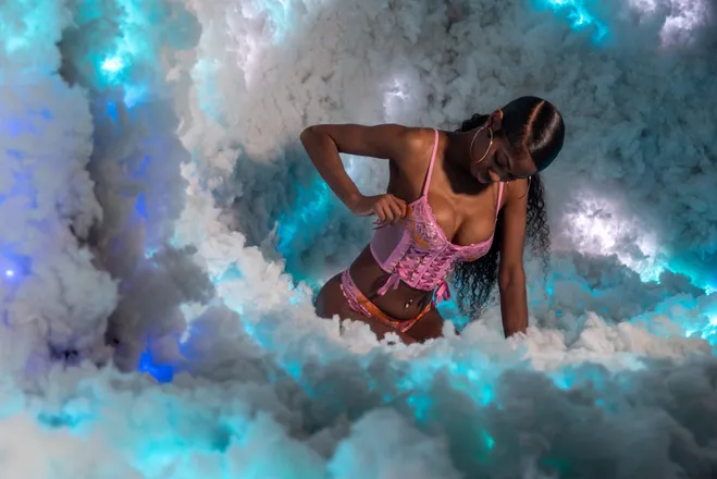 OnlyFans cuenta thebeverlyhillsbarbie header 2