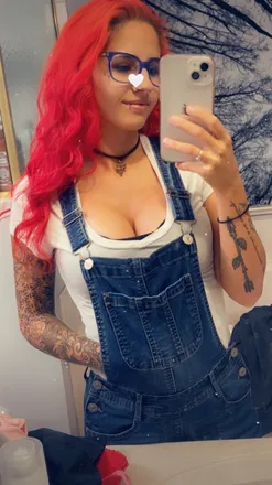 OnlyFans account  emimoon header 2