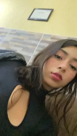 OnlyFans account  peachybren avatar 1