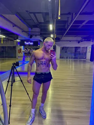 OnlyFans account  sekpost avatar 1