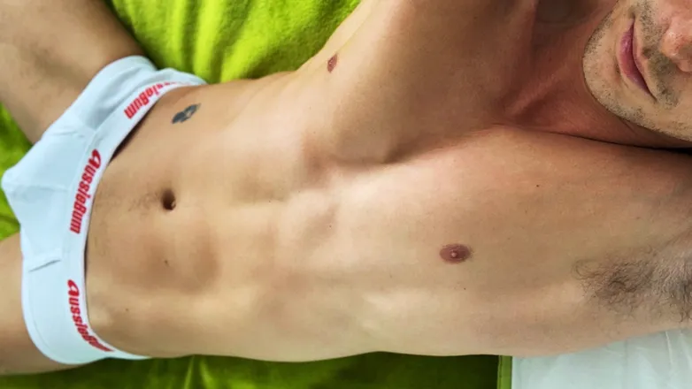 OnlyFans cuenta liamarnoldsxxfree header 2