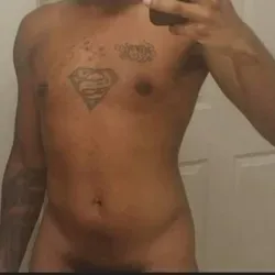 OnlyFans cuenta gutbusta avatar 1