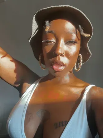OnlyFans cuenta robin_luv_banks avatar 1