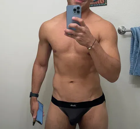 OnlyFans account  zekeeonlyfans avatar 1