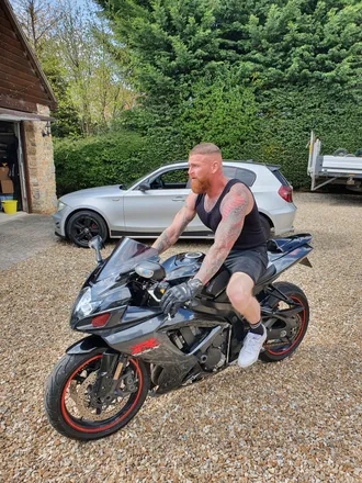 OnlyFans cuenta beardedbodsxxx header 2