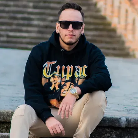 OnlyFans account  brunops avatar 1