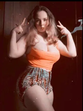 OnlyFans cuenta lover.girl10 avatar 1