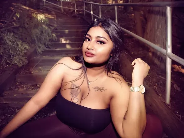 OnlyFans cuenta daisyraiiii header 2