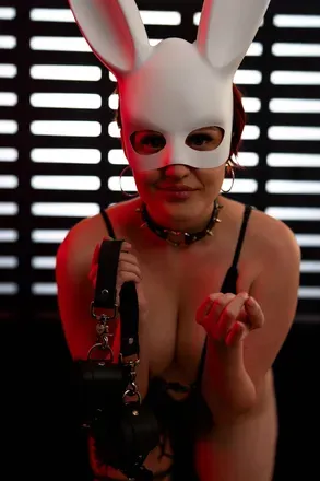 OnlyFans cuenta kinkyboredwife avatar 1
