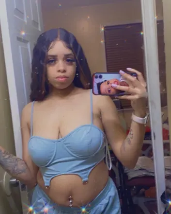 OnlyFans cuenta liyahliyah_32 avatar 1