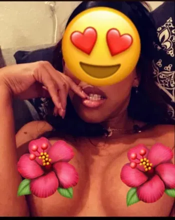 OnlyFans account  latina_2010 avatar 1