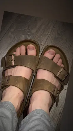 OnlyFans cuenta feetntoesal avatar 1