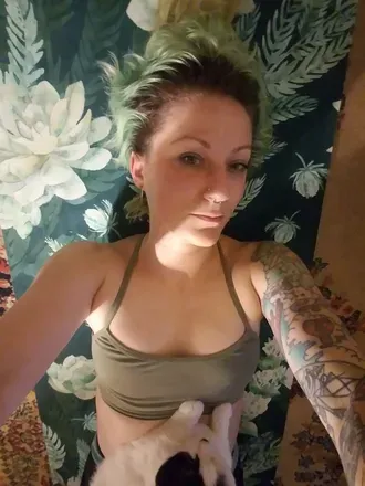 OnlyFans cuenta violettedecay header 2