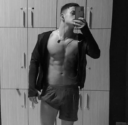 OnlyFans cuenta u106816925 header 2