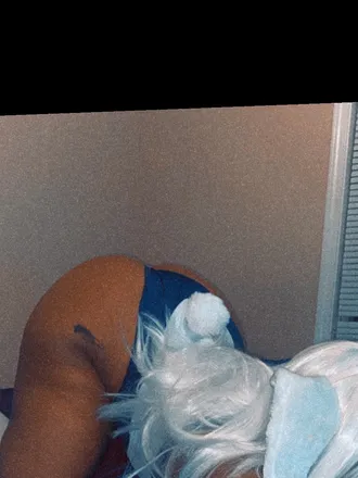 OnlyFans cuenta queentut3133 header 2