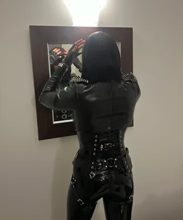 OnlyFans cuenta shinykapri avatar 1