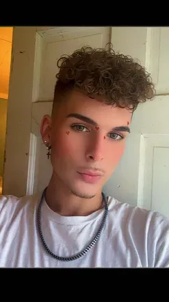 OnlyFans cuenta kinkyytwinke avatar 1