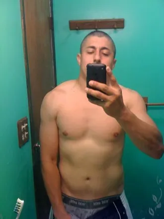 OnlyFans cuenta kinggrizzo header 2