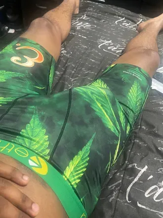 OnlyFans cuenta desmondsampso12 header 2