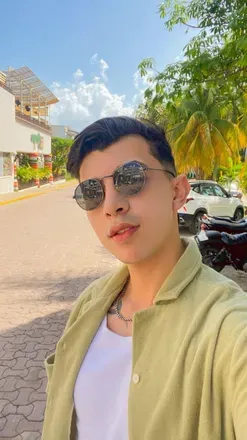 OnlyFans cuenta kikecascas avatar 1