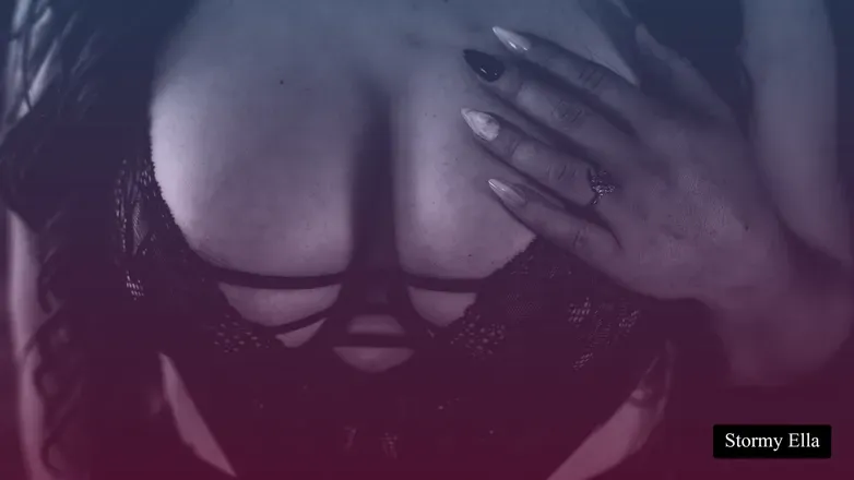 OnlyFans account  xxxstormyxxx header 2