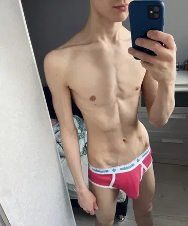 OnlyFans cuenta tomhugefree avatar 1