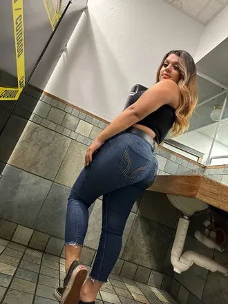 OnlyFans cuenta selenaaagarzaaa avatar 1